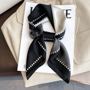Women’s Silk-Feel Scarf – Elegant, Versatile and Perfect for Autumn